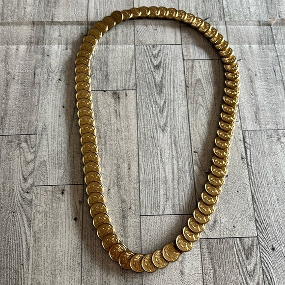 Vintage Accessories - Belt Gold strech Toned Roman Grecian Style‎ Face Expandable conch